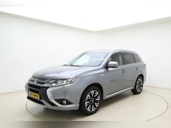 Mitsubishi Outlander - 2.0 PHEV Automaat instyle | Navigatie | Lederen bekleding | Achteruitrijcamera | Elektrisc