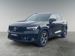 Volvo XC40 - 2.0 B4 Plus Dark l Semi wegklapbare trekhaak l