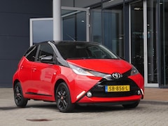 Toyota Aygo - 1.0 VVT-i x-cite | Achteruitrijcamera | Airco | 5 Deurs | Lichtmetalen velgen | Led dagrij