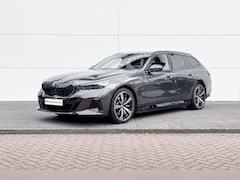 BMW 5-serie Touring - 530e | M-Sport PRO | Trekhaak | Driving Assistant Plus | Innovation pack