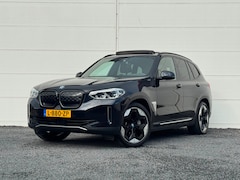 BMW iX3 - High Exe 80kWh Org NL Pano Head up HK SOH 98, 3% Apple 360 Cam Mem seats Dodehoek detectie