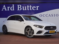 Mercedes-Benz A-klasse - 250 e Business Line AMG PHEV / Camera / Navi / Sfeer-verl / Stoelverwarm. / LED / = DECEMB