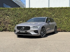 Volvo V60 - T8 Plug-in hybrid AWD Plus Dark | Blis | Trekhaak | Pano dak | Keyless | Elektrische stoel