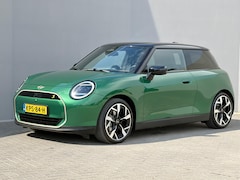 MINI Electric - 3-Deurs Cooper SE Favoured M 54.2 kWh / SOH 98% / 3 Fasen / Fabrieksgarantie tot 30-12-202
