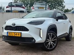Toyota Yaris Cross - 1.5 Hybrid /ADVENTURE/4X4/PANO/HEADUP DISPLAY/STUUR EN STOEL VERWARMING/HYBRIDE GARANTIE/R