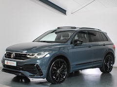 Volkswagen Tiguan - 1.4 TSI eHybrid R-Line, Blackstyle, Panoramadak, Trekhaak, Lederen bekleding,