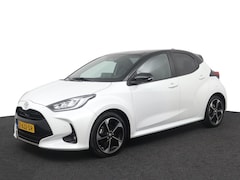 Toyota Yaris - 1.5 Hybrid 130 Launch Edition | Stoel en stuurverwarming | Leder-stof bekleding | Parkeers
