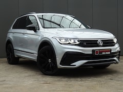 Volkswagen Tiguan - 1.4 TSI eHybrid 3x R-Line * PANORAMAKDAK * 40 KM ACCU RANGE