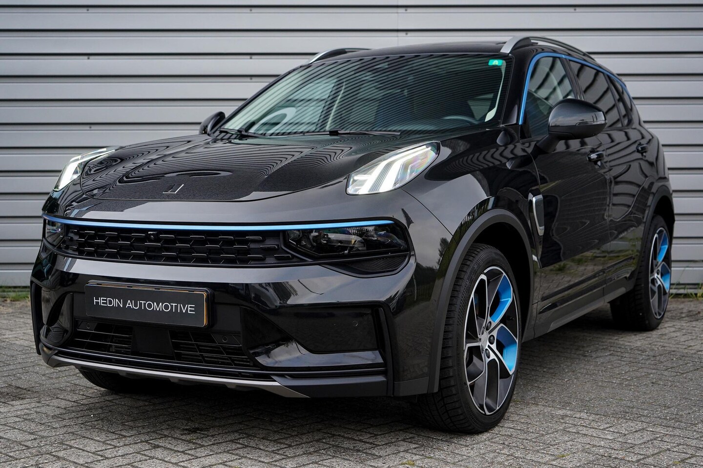 Lynk & Co 01 - 1.5 | 75 Km Electrisch | Apple CapPlay | Android Auto | Panoramadak | 360 Camera | Stoelve - AutoWereld.nl