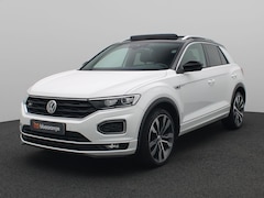 Volkswagen T-Roc - 1.5 TSI Sport 150PK R-Line, Panoramadak, Trekhaak, Elektrische Achterklep, 18" LM Velgen,