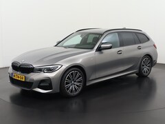 BMW 3-serie Touring - 318i Business Edition Plus M Sport | Leder | Elekr. Achterklep | Camera | Digital Cockpit
