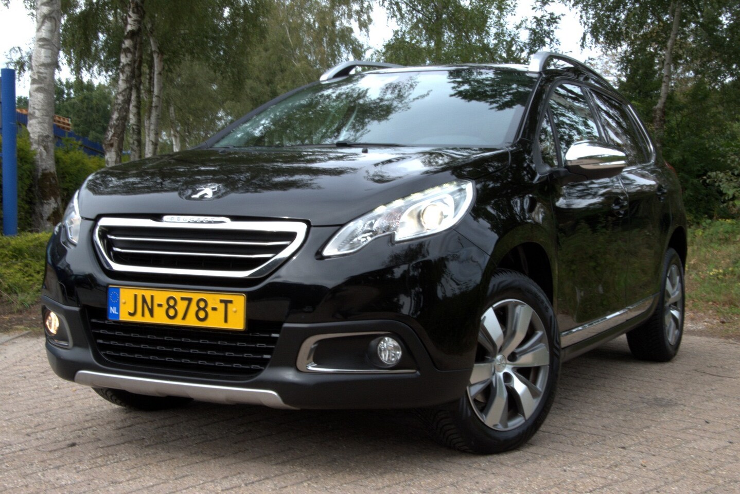 Peugeot 2008 - 1.2 PureTech Allure 1.2 PureTech Allure ,NAP, 1ste eign. Pano, Navi, Clima, Cruise, Trekhaak - AutoWereld.nl