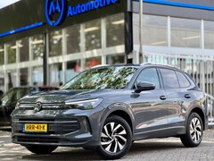 Volkswagen Tiguan - 1.5 eTSI DSG Lane ass Drive pilot CarPlay 150 PK Keyless Camera Sfeerverlichting Life edit