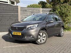 Peugeot 2008 - Blue Lion 1.2 PureTech 130PK Navigatie, Parkeersensoren, Trekhaak, Panoramadak, Apple Carp