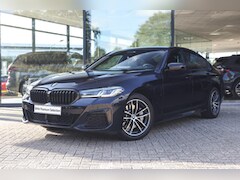 BMW 5-serie - 530e High Executive M Sport Automaat / Laserlight / Comfort Access / Parking Assistant Plu