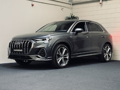 Audi Q3 - 35 TFSI S Line 2x | 20" | Panorama | 1e Eig. | Org.NL