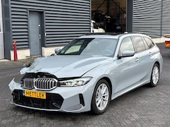 BMW 3-serie Touring - 320d, M-pakket, head up, panoramadak, 360 camera