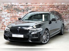 BMW 5-serie Touring - 520i High Executive M Sport Pakket Automaat / Live Cockpit Professional / Driving Assistan