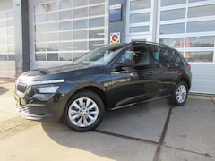 Skoda Kamiq - 1.0 TSI Sport Business / Carplay / PDC / Navi