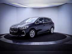 BMW 2-serie Active Tourer - 218iA M-SPORT Edition FULL LED | CAMERA | ACC | NAVI | CARPLAY | STOELVERW | PDC V+A | ELE