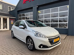 Peugeot 208 - 1.2 PureTech Allure / Navi / Cruise / Carplay / 57000 km