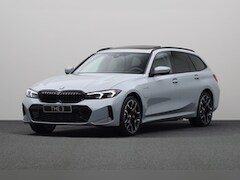 BMW 3-serie Touring - 330e | M-Sport Pro | Panoramadak | Innovation Pack | Trekhaak