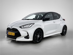 Toyota Yaris - 1.5 Hybrid Executive + | BTW voertuig | Dealer onderhouden | Panoramadak | Head-Up Display