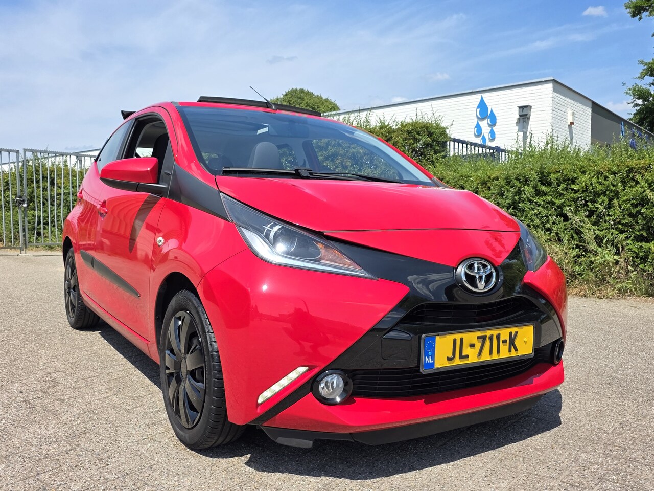 Toyota Aygo - 1.0 VVT-i x-Wave CabrioTOP! Airco! Apk 4-2027! Zondag OPEN! - AutoWereld.nl