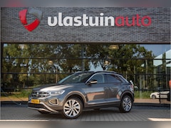 Volkswagen T-Roc - 1.5 TSI Style , Achteruitrijcamera, Stoelverwarming, Adaptive cruise control, Apple CarPla