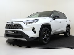 Toyota RAV4 - 2.5 Hybrid Bi-Tone | Trekhaak | Stoelverwarming | Navigatie | Camera | Elek. Achterklep |
