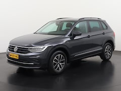 Volkswagen Tiguan - 1.4 TSI eHybrid Life | Stoel & Stuurverwarming | Zondag Open