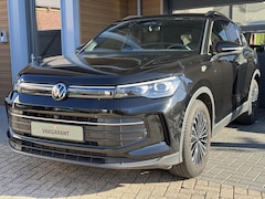Volkswagen Tiguan - 1.5 eTSI Life , 360Cam, Carpl, Trekhaak, Cruise adap