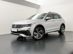 Volkswagen Tiguan - 1.4 TSI eHybrid R-Line Business+ | 245 PK | SoH 97% | Adaptive Cruise Control | Achteruitr