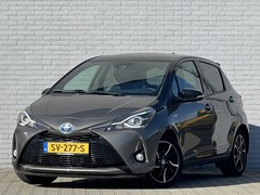 Toyota Yaris - 1.5 Hybrid Bi-Tone Plus Automaat 5-deurs | NL auto | Navi | Pano