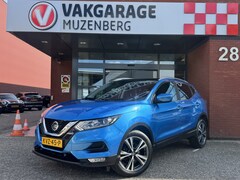 Nissan Qashqai - 1.3 DIG-T N-Connecta 160 PK // PANO-DAK // NAVI + CARPLAY // CAMERA // PDC V+A // STOELVER