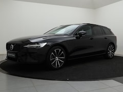 Volvo V60 - T8 PLUG-IN HYBRID PLUS DARK SCHUIFDAK 360GR CAM HARMAN KARDON TREKHAAK