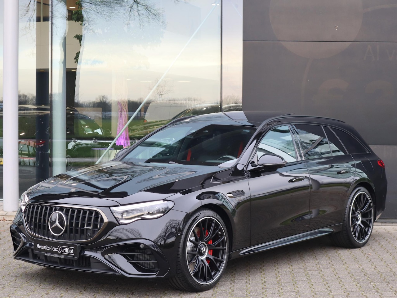 Mercedes-Benz E-klasse Estate - AMG 53 4MATIC+ Night Edition AMG 53 4MATIC+ Night Edition - AutoWereld.nl