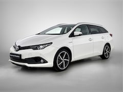Toyota Auris Touring Sports - 1.8 Hybrid Dynamic Ultimate | Stoelverwarming | Buitenspiegels Elektrisch Verstel/inklapba