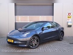 Tesla Model 3 - Standard RWD Plus 60 kWh, Stoel & Stuurverwarmd, Camera, Trekhaak, Pano, Navi