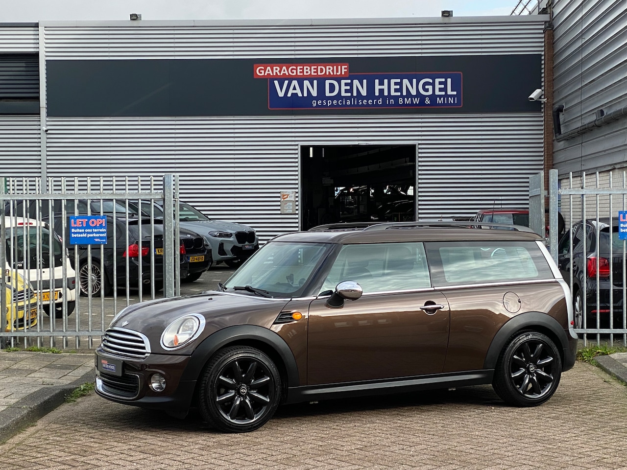 MINI Clubman - 1.6 One Business Line Mini One Clubman - AutoWereld.nl