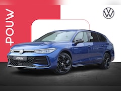 Volkswagen Passat Variant - 1.5 eHybrid 272pk R-Line Edition | SoH 99% | Trekhaak | 360 Camera | Head-up | Stoelmemory
