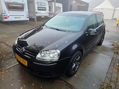 Volkswagen Golf - 1.6 FSI Trendline