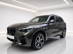 BMW X5 - xDrive45e High Executive | M-Sport | 21" | Leder Dash | Comfort Zetels | Voorbereiding Dri