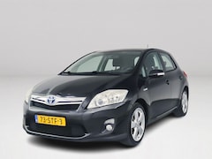 Toyota Auris - 1.8 Full Hybrid Dynamic Business | Parkeercamera | Keyless | Navigatie | Cruise control