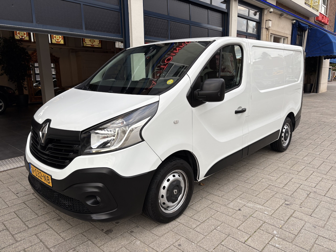Renault Trafic - 1.6 dCi T27 L1H1 Comfort Energy MARGE/NAP/CAMERA/CRUISE/TOPSTAAT - AutoWereld.nl