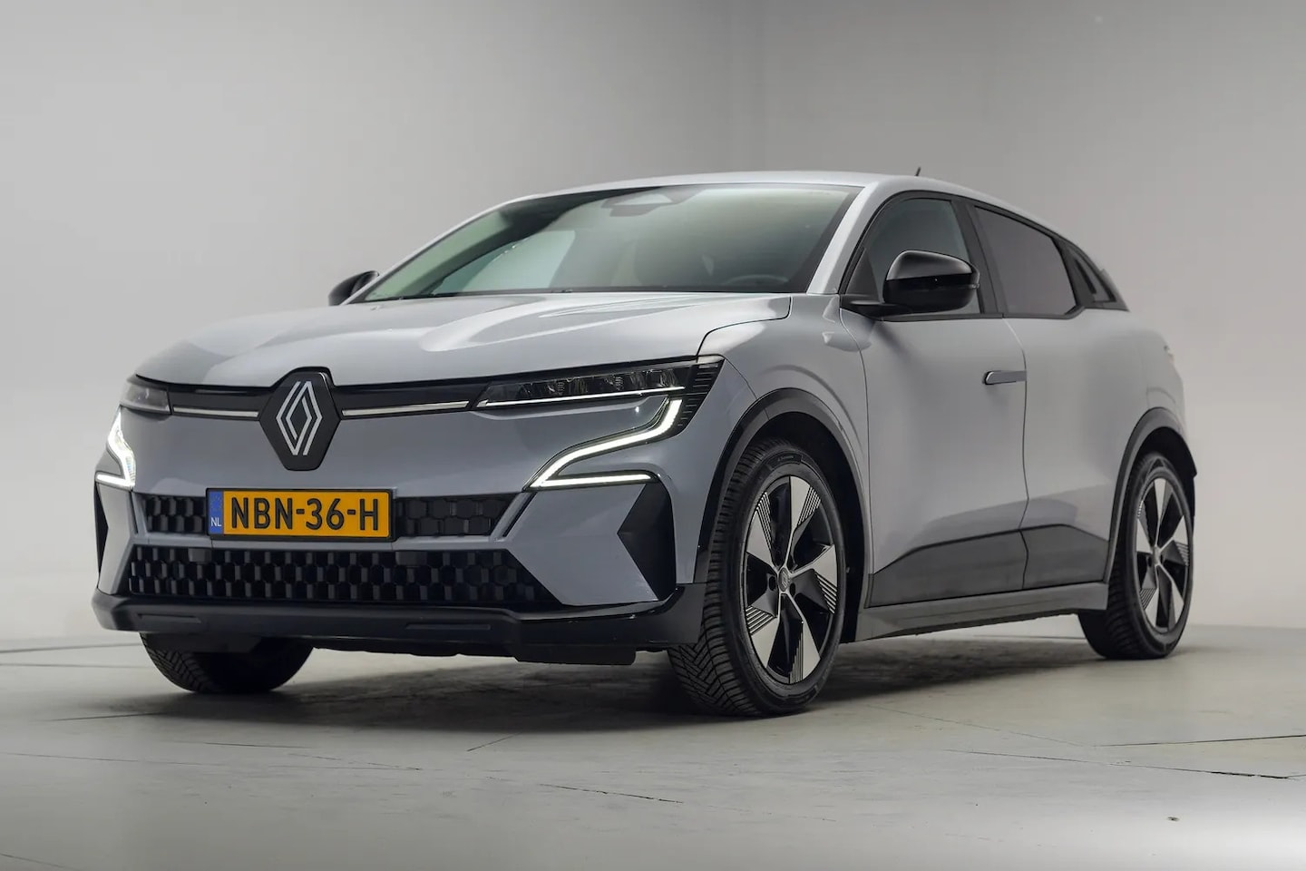 Renault Mégane E-Tech - EV60 218pk Optimum Charge Equilibre 3-fase [ LED Apple/Android Camera ] - AutoWereld.nl