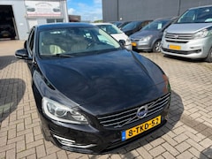 Volvo V60 - 2.4 D6 AWD Plug-In Hybrid Summum