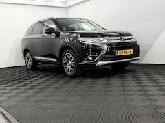 Mitsubishi Outlander - 2.0 Executive Edition 7P Camera, Clima, Cruise control, Keyless start, A start stop, Licht