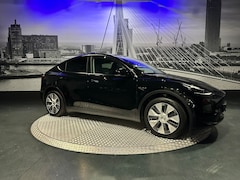 Tesla Model Y - RWD 58 kWh *Origineel NL*Trekhaak*Pano