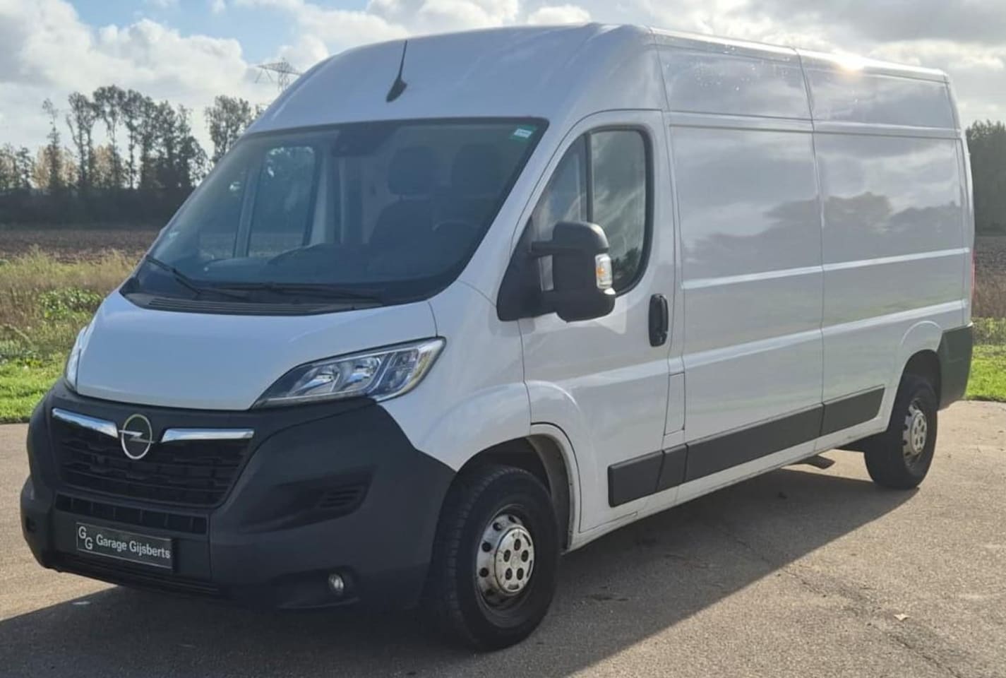 Opel Movano - 2.2D 140 L3H2 3.5t Camera achter - Airco - Apple carplay - Android auto - PDC Achter - Led - AutoWereld.nl